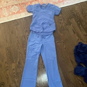 Grey anatomy impact scrubs in ceil blue